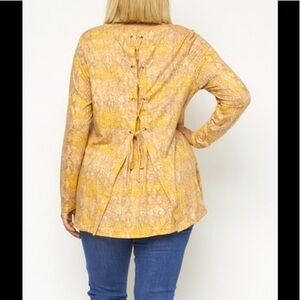 Long Sleeve Tunic Corset Style Back with Necklace Size 2X